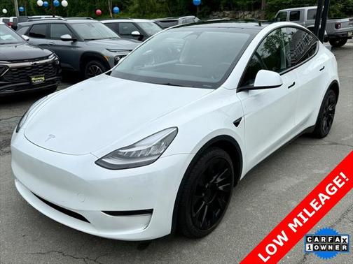 2022 Tesla Model Y Long Range Dual Motor All-Wheel Drive