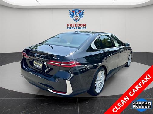2025 BMW 530 i xDrive