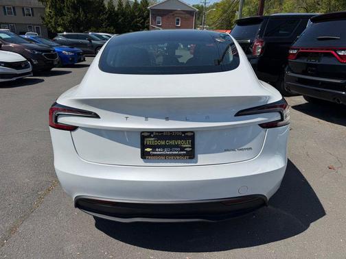 Pearl White Multi-Coat 2025 Tesla Model 3 Long Range