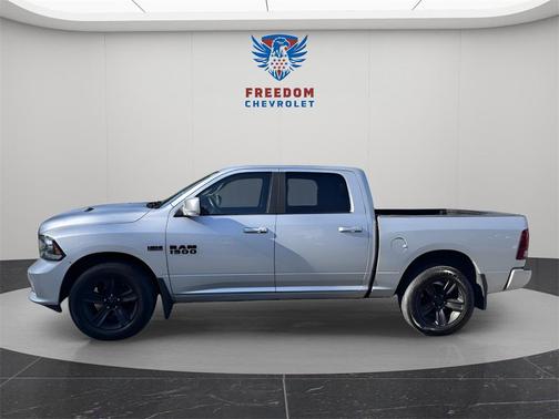 2018 RAM 1500 Night Crew Cab 4x4 5'7' Box