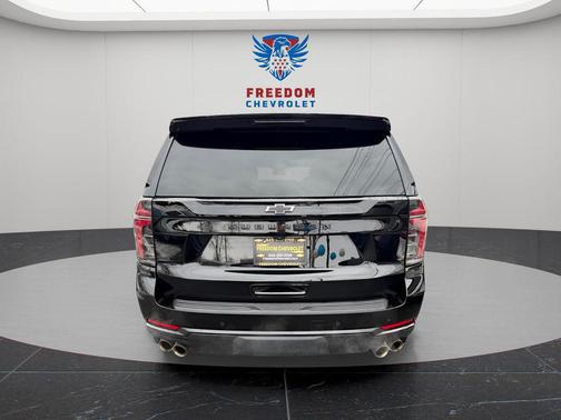 2025 Chevrolet Suburban 4WD Z71