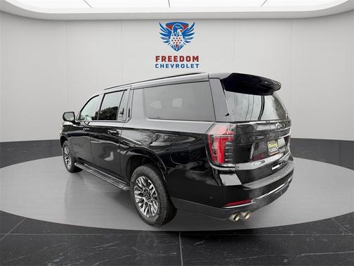 2025 Chevrolet Suburban 4WD Z71