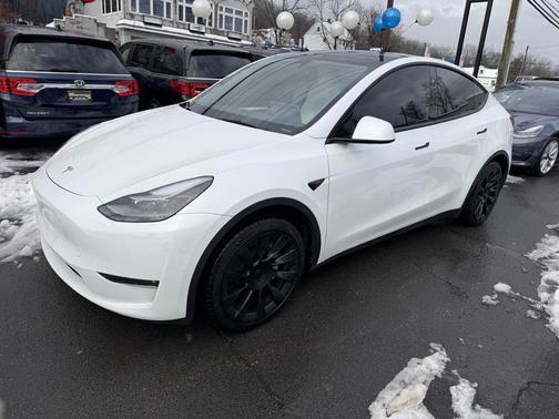 2024 Tesla Model Y Long Range Dual Motor All-Wheel Drive
