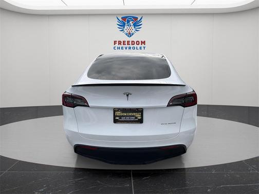 2024 Tesla Model Y Long Range Dual Motor All-Wheel Drive