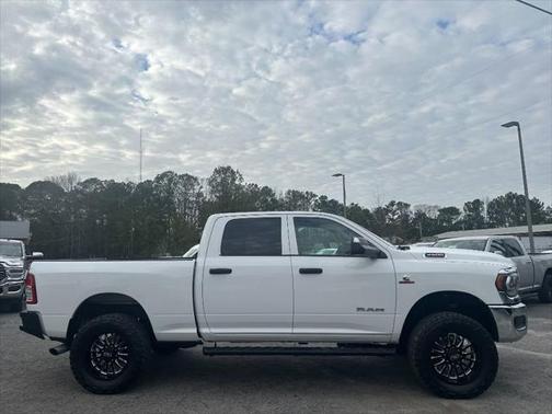 2019 RAM 2500 Tradesman Crew Cab 4x4 6'4' Box