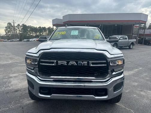2019 RAM 2500 Tradesman Crew Cab 4x4 6'4' Box