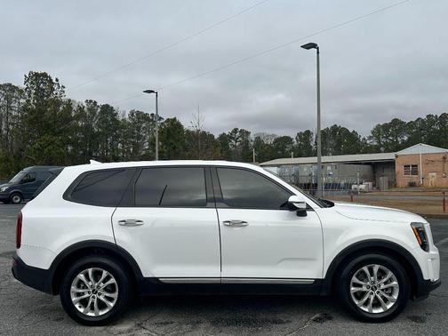 2022 Kia Telluride LX