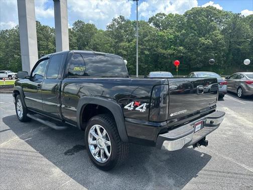2004 Chevrolet Silverado 1500 LS Extended Cab