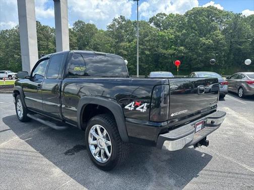 2004 Chevrolet Silverado 1500 LS Extended Cab