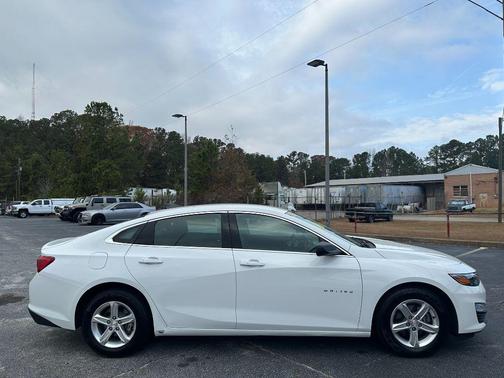 2023 Chevrolet Malibu 1LS
