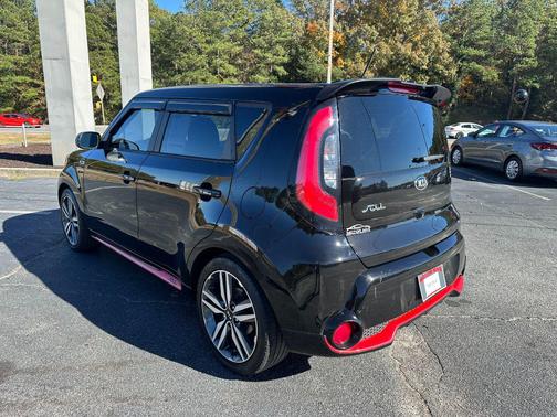 2015 Kia Soul +