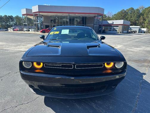 2016 Dodge Challenger SXT