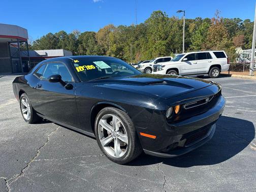 2016 Dodge Challenger SXT