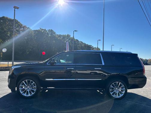 2017 Cadillac Escalade ESV Premium Luxury