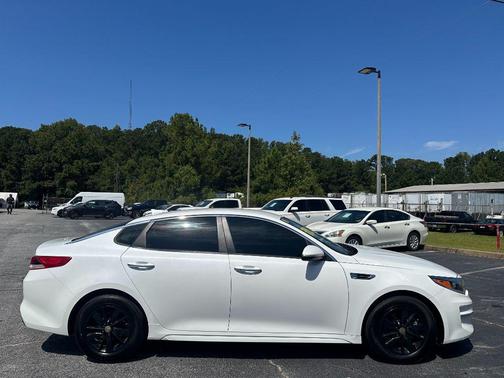 2018 Kia Optima LX