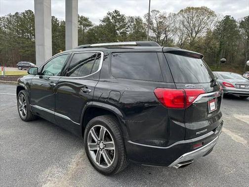 2017 GMC Acadia Denali