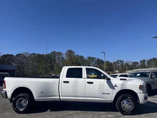 2020 RAM 3500 Tradesman Crew Cab 4x4 8' Box