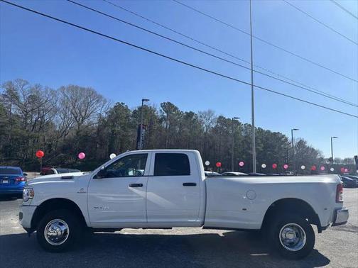 2020 RAM 3500 Tradesman Crew Cab 4x4 8' Box