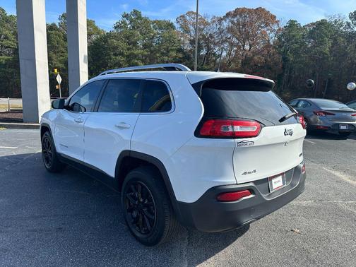 2018 Jeep Cherokee Latitude Plus