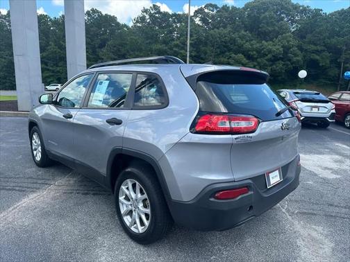 2016 Jeep Cherokee Sport