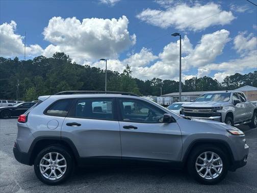 2016 Jeep Cherokee Sport