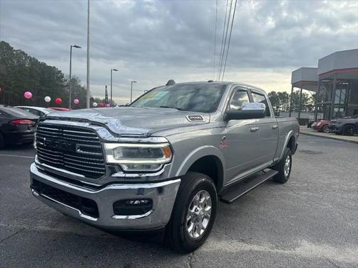 2022 RAM 2500 Laramie Crew Cab 4x4 6'4' Box