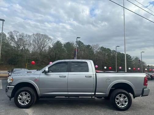 2022 RAM 2500 Laramie Crew Cab 4x4 6'4' Box