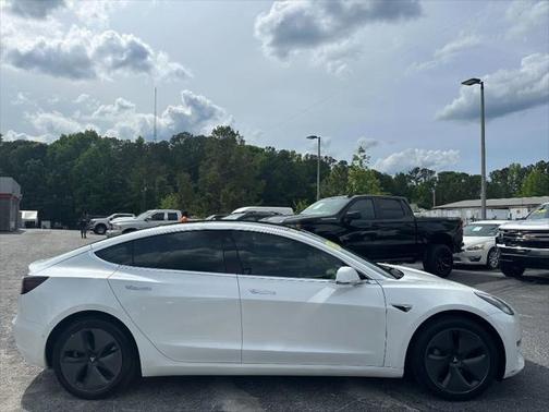 2020 Tesla Model 3 Standard Range Plus