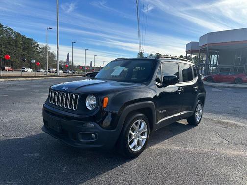 Black 2017 Jeep Renegade Latitude SUV
