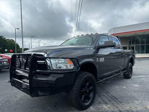 2018 RAM 2500 Tradesman Crew Cab 4x4 6'4' Box