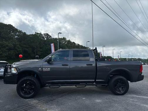 2018 RAM 2500 Tradesman Crew Cab 4x4 6'4' Box