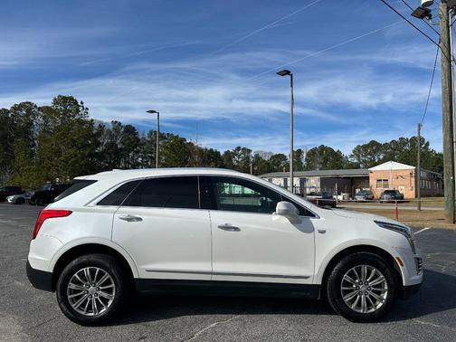2017 Cadillac XT5 Luxury