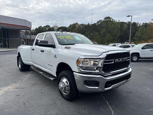 2019 RAM 3500 Tradesman Crew Cab 4x4 8' Box