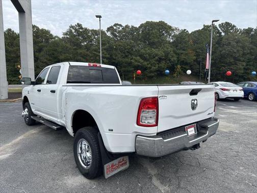 2019 RAM 3500 Tradesman Crew Cab 4x4 8' Box