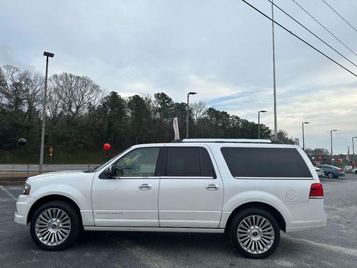 2017 Lincoln Navigator Select