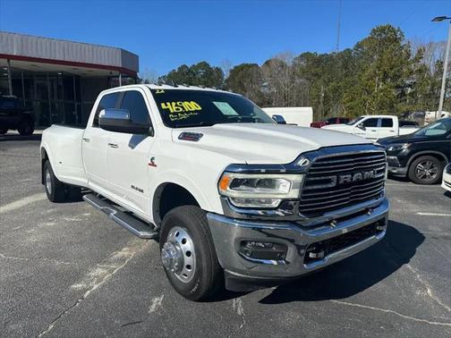 2022 RAM 3500 Laramie Crew Cab 4x4 8' Box