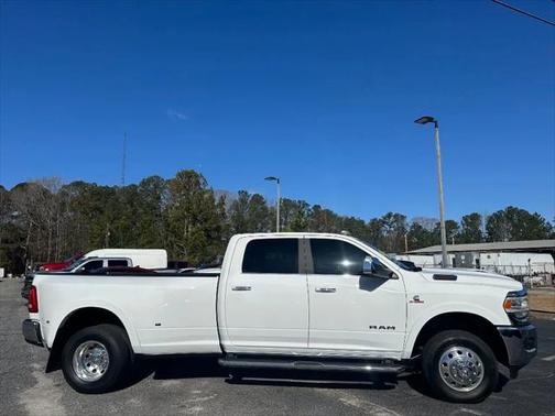 2022 RAM 3500 Laramie Crew Cab 4x4 8' Box