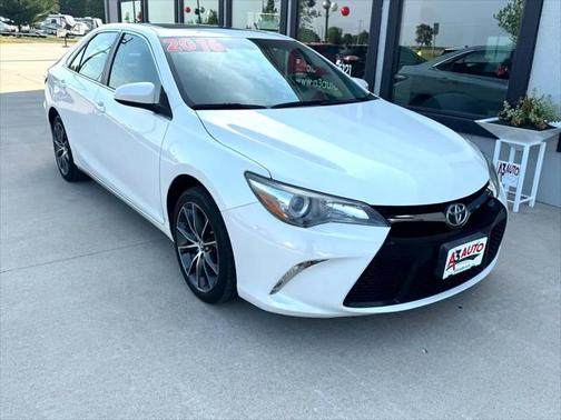 2016 Toyota Camry XSE