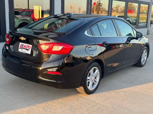 2016 Chevrolet Cruze LT Auto