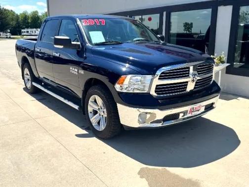 2017 RAM 1500 SLT
