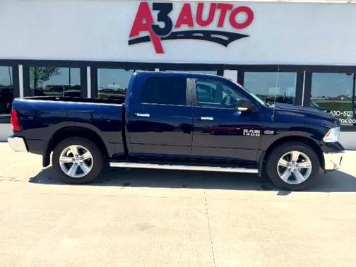 2017 RAM 1500 SLT