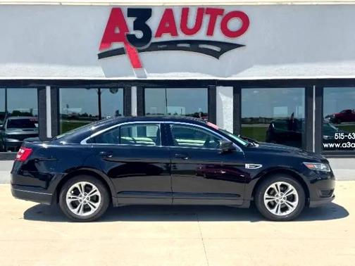 2018 Ford Taurus SE