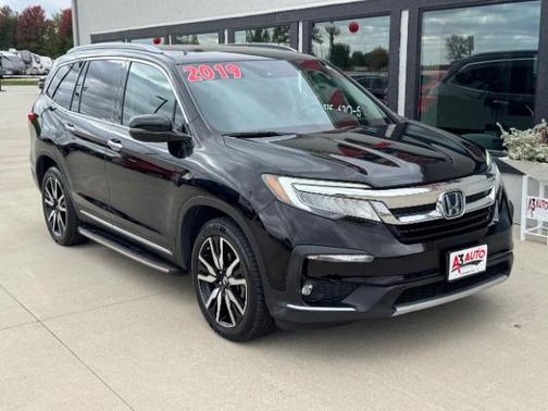 2019 Honda Pilot Touring 8-Passenger