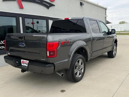 Magnetic Metallic 2018 Ford F-150 Lariat
