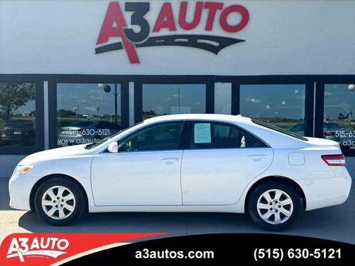 2011 Toyota Camry LE