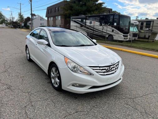 2013 Hyundai SONATA Limited