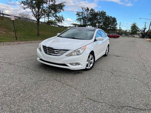 2013 Hyundai SONATA Limited