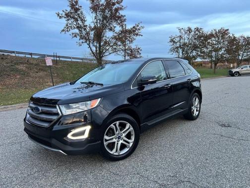 2017 Ford Edge Titanium