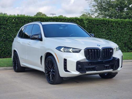 Mineral White Metallic 2025 BMW X5 M60i