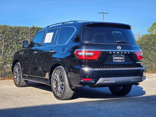 2023 Nissan Armada Platinum